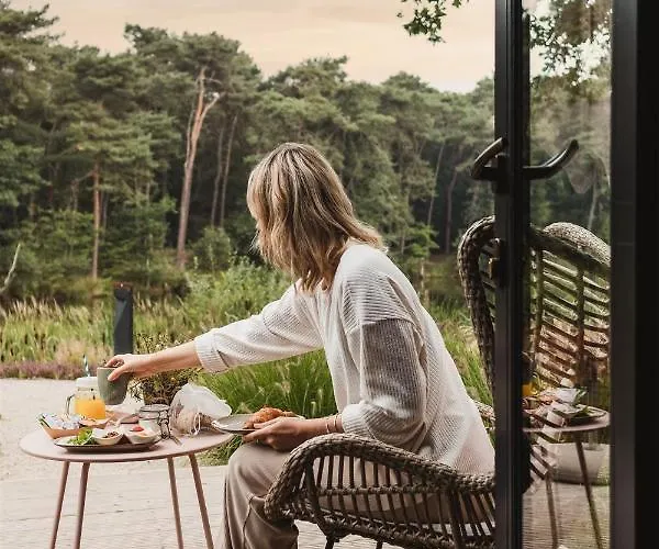 Kampinastaete, Hippe Midden In Natuurgebied De Kampina Oisterwijk